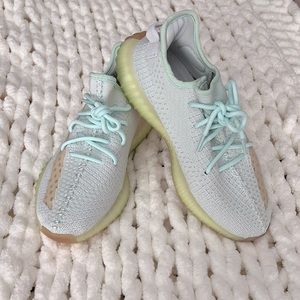 Women’s Sea-foam Green Fashion Sneaker